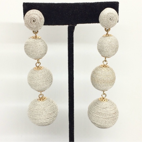 3/$30 SILVER BAUBLE GRADUATED BALL DROP EARRINGS THREAD WRAPPED STATEMENT PARTY - Picture 8 of 10
